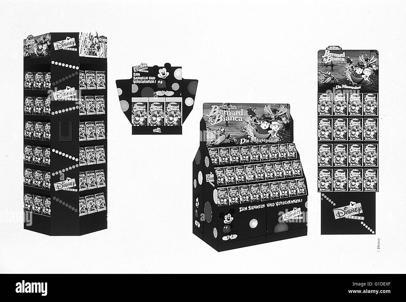 Dekorationsmaterial / Verkaufsständer (Bernhard und Bianca) / Videokassetten / Video-Aufsteller, Foto Stock
