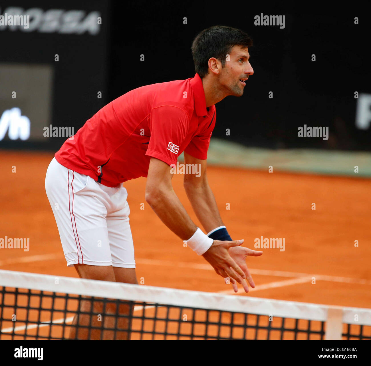 Djokovic vince in italia immagini e fotografie stock ad alta risoluzione -  Alamy