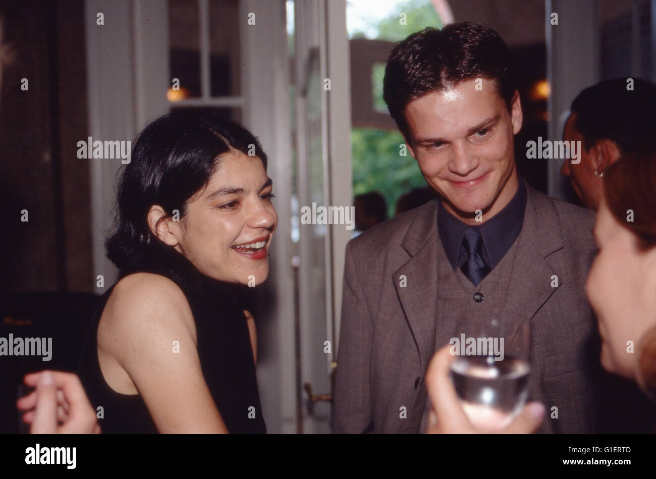 Die deutsche Schauspielerin Jasmin Tabatabei, Deutschland 1990er Jahre. Attrice tedesca Jasmin Tabatabei, Deutschland 1990s. Foto Stock