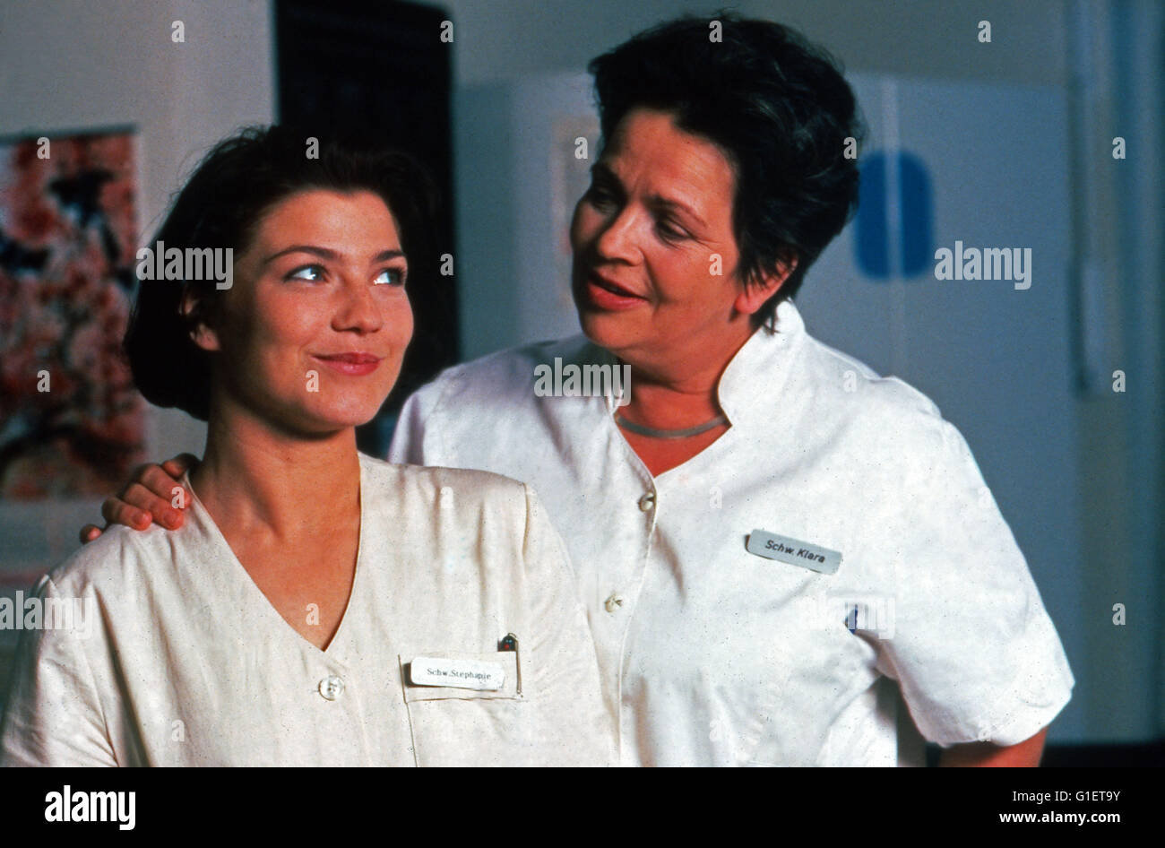Für alle Fälle Stefanie, Fernsehserie, Deutschland 1995 - 2004, Darsteller: Claudia Schmutzler (links) Foto Stock