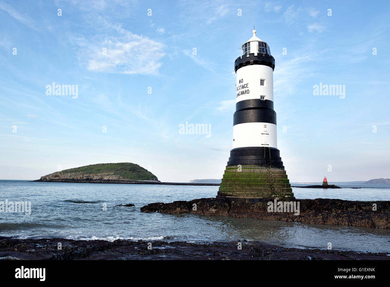 Punto Penmon faro sull'isola di Anglesey, Galles Foto Stock