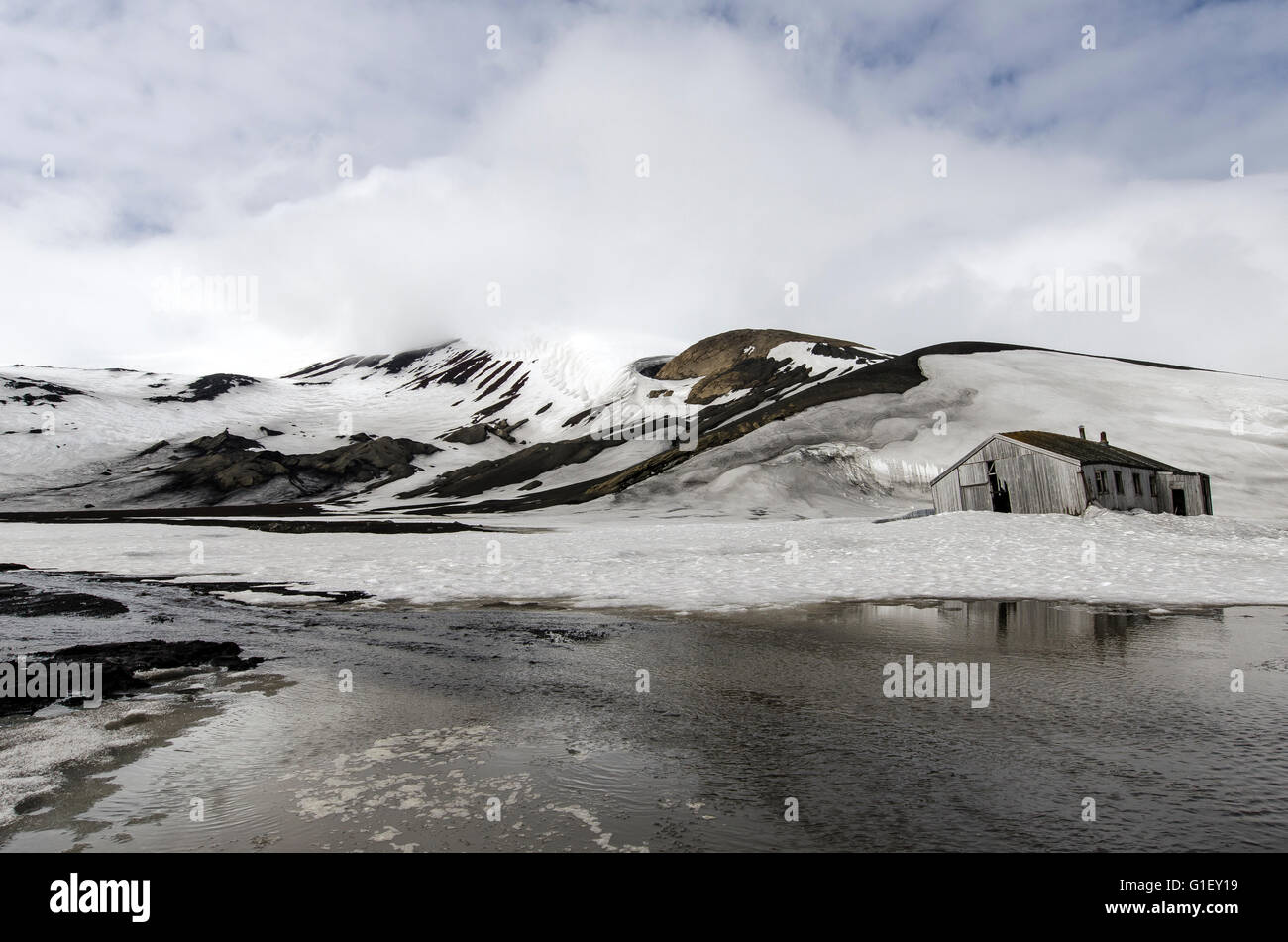 Vecchia stazione baleniera Isola Deception sud le isole Shetland Penisola Antartica Antartide Foto Stock