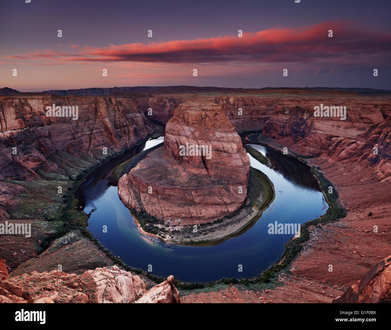 Il fiume Colorado a sunrise, Ferro di Cavallo Bend, Pagina, Arizona, Stati Uniti d'America Foto Stock