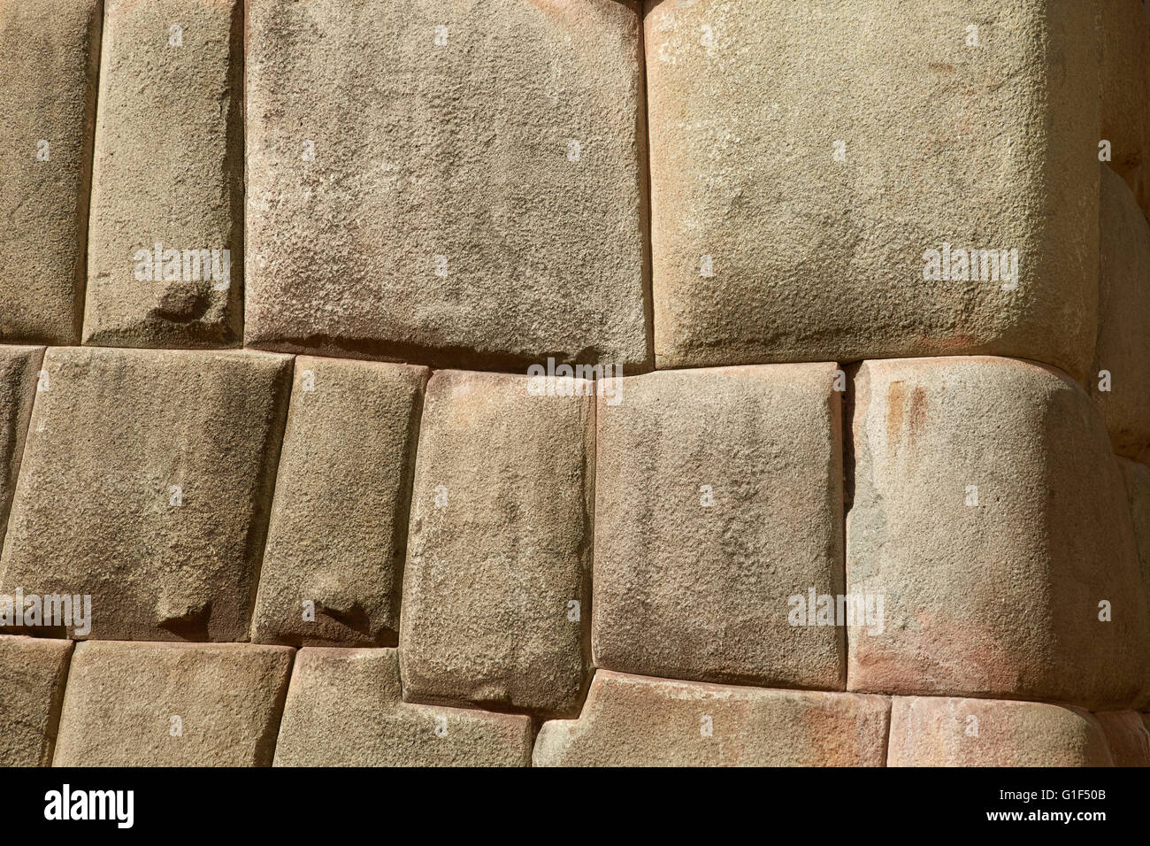 Dettaglio della parete Inca nella città di Cuzco in Perù Foto Stock