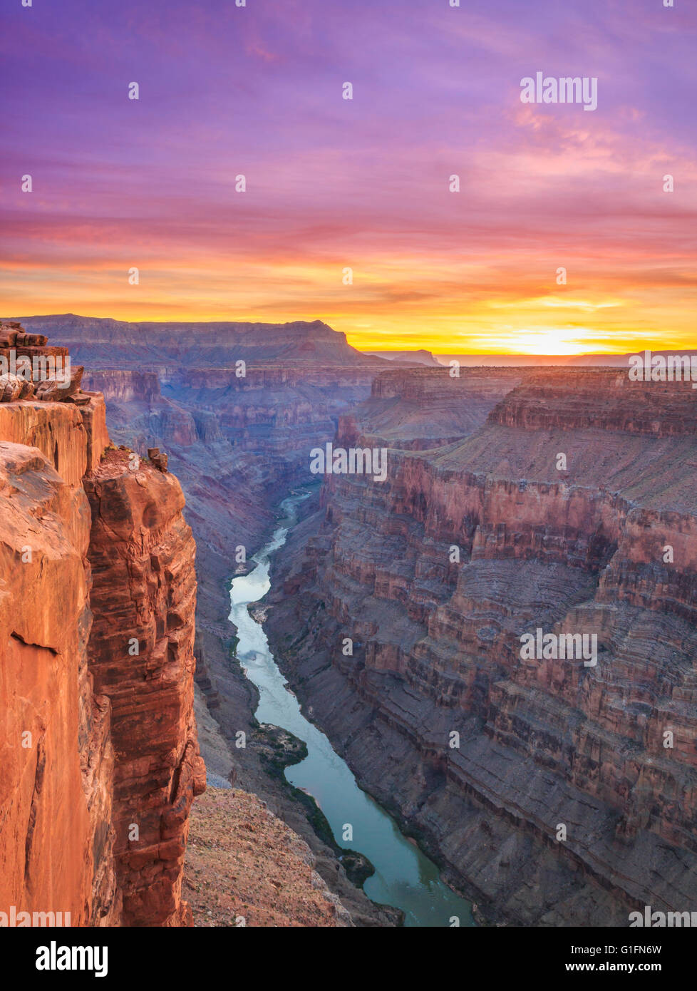 Alba sul fiume Colorado in toroweap si affacciano nel parco nazionale del Grand Canyon, Arizona Foto Stock