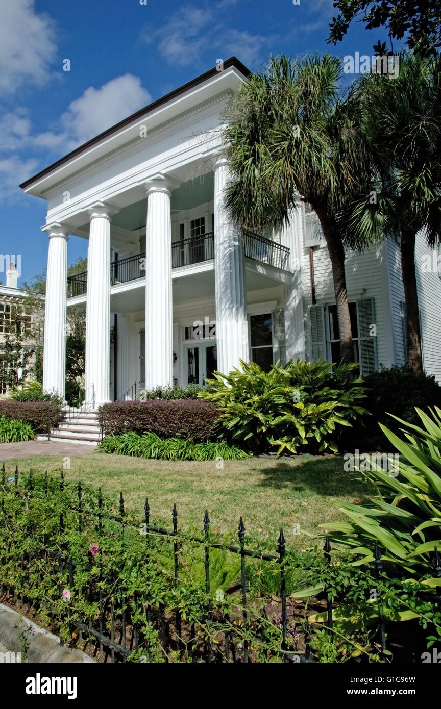Vintage abitazioni storiche nel Garden District di New Orleans in Louisiana Foto Stock