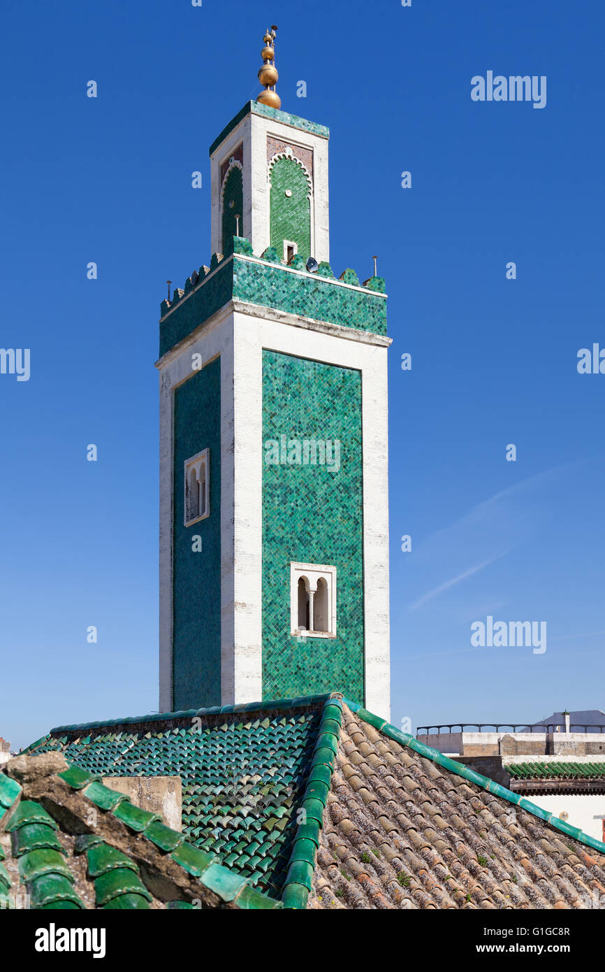 Bou Inania Madrasa minareto, Meknes, Marocco Foto Stock