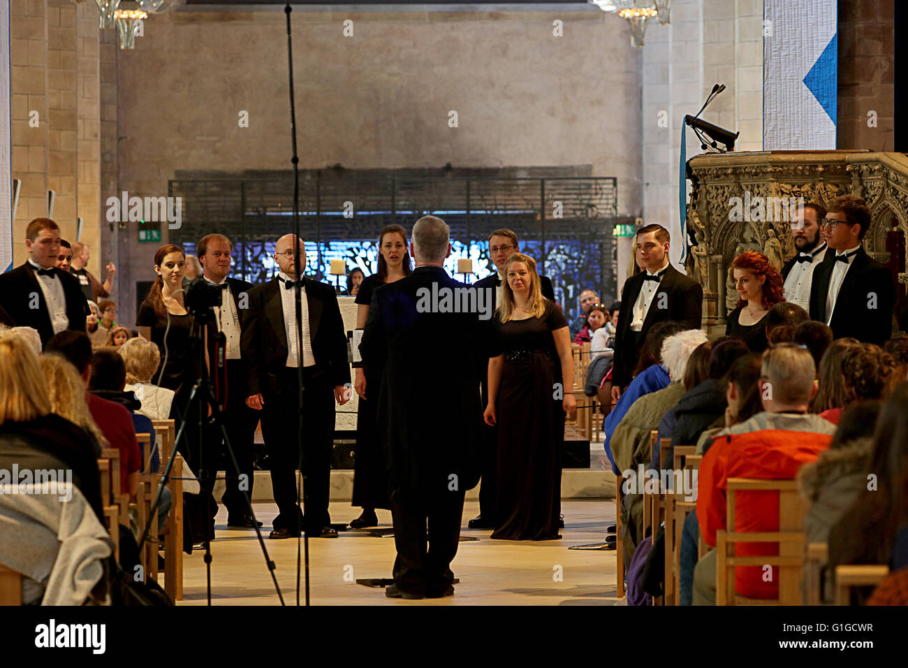 L'Idaho State University coro da camera. presso la Cattedrale di St Giles. Edinburg.la Scozia. Foto Stock
