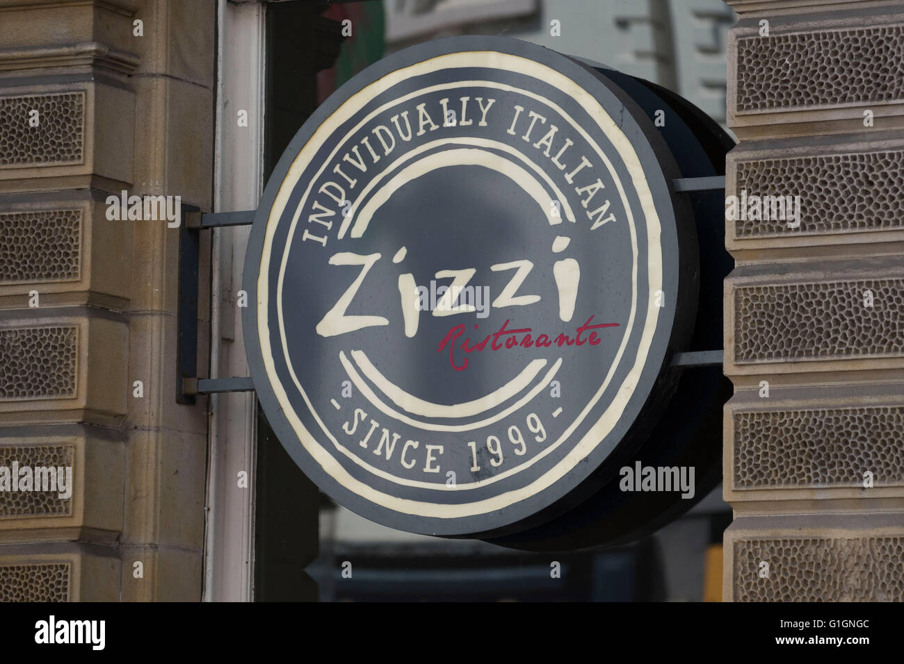 Zizzi ristorante italiano logo di segno Foto Stock
