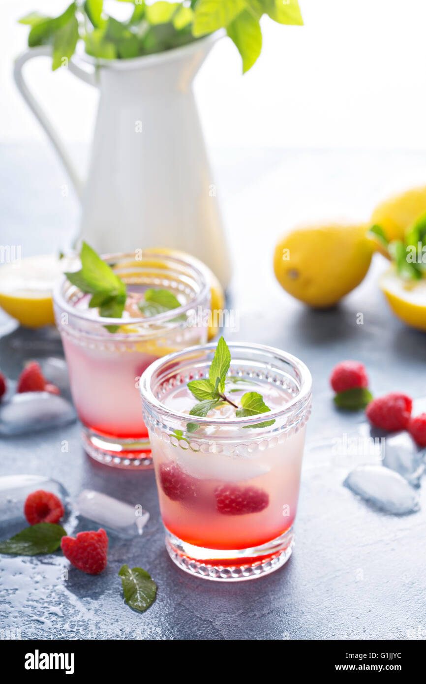 Lampone limone Limonata per le giornate estive Foto Stock