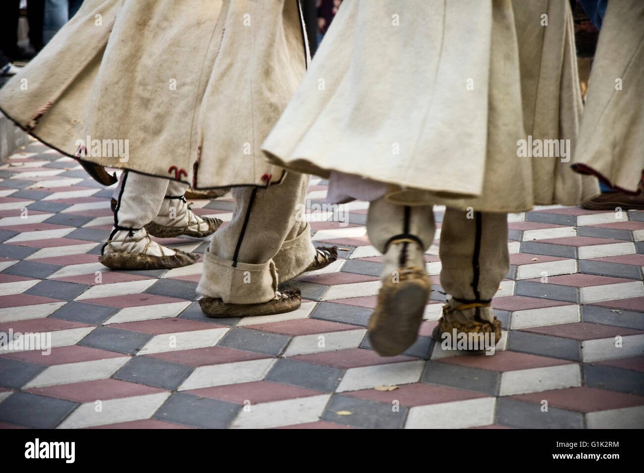 Abbigliamento tradizionale rumeno. Foto Stock