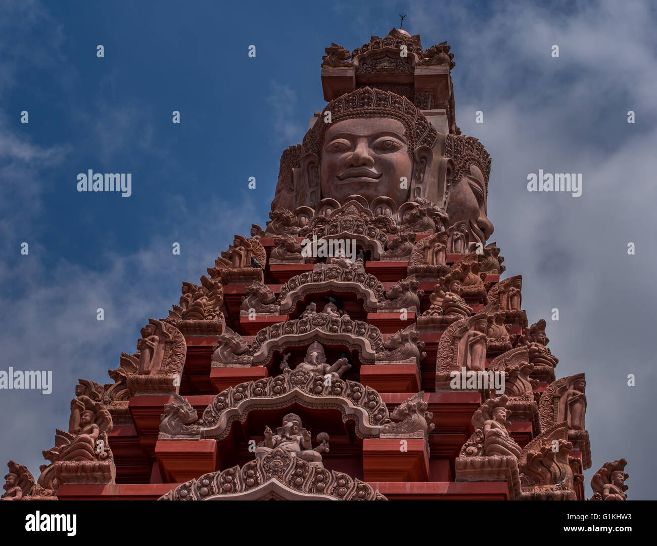 Pilastro della città santuario, una icona sacra in Surin, Thailandia Foto Stock