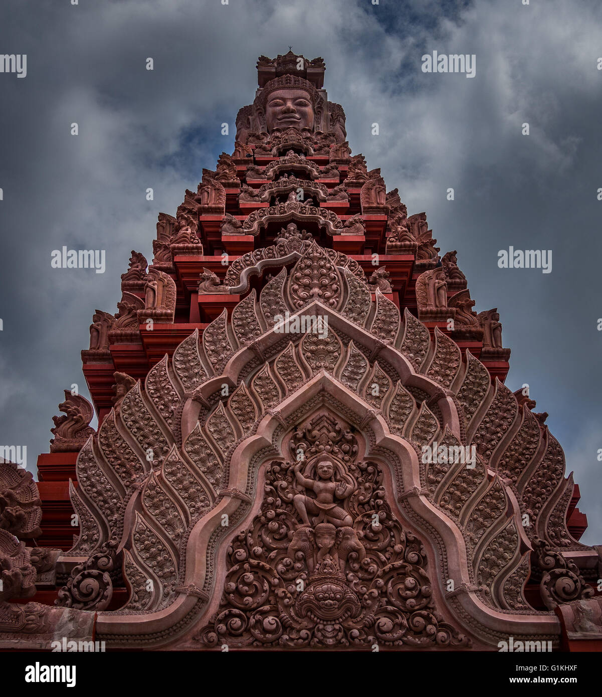 Pilastro della città santuario, una icona sacra in Surin, Thailandia Foto Stock