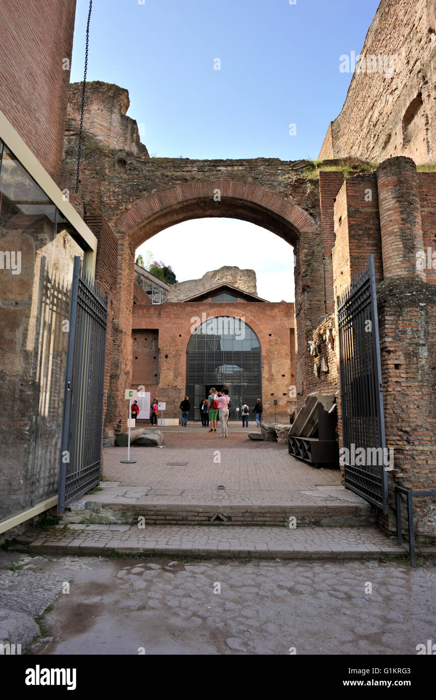 Chiesa paleocristiana di Santa Maria Antiqua (4th sec. d.C.), Foro Romano, Roma, Italia Foto Stock