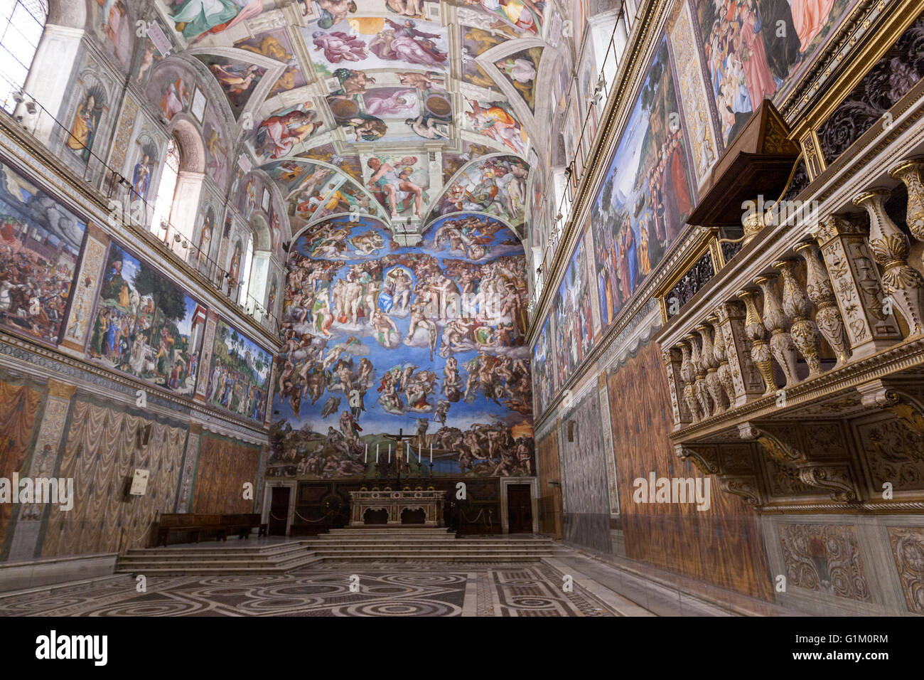 Svuotare il soffitto della Cappella Sistina dipinta da Michelangelo Foto  stock - Alamy
