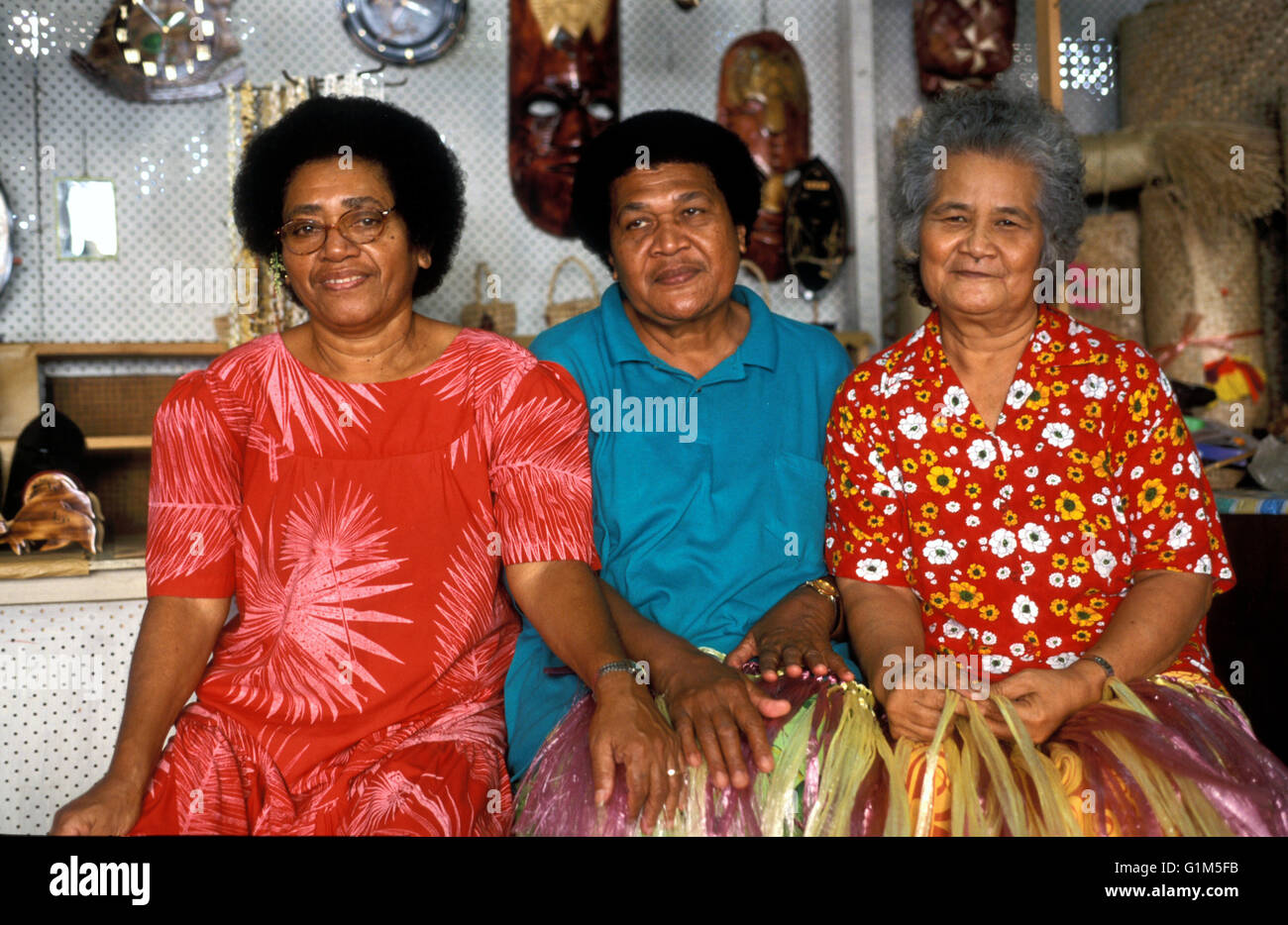 Le donne a Suva craft market, isole Figi Foto Stock