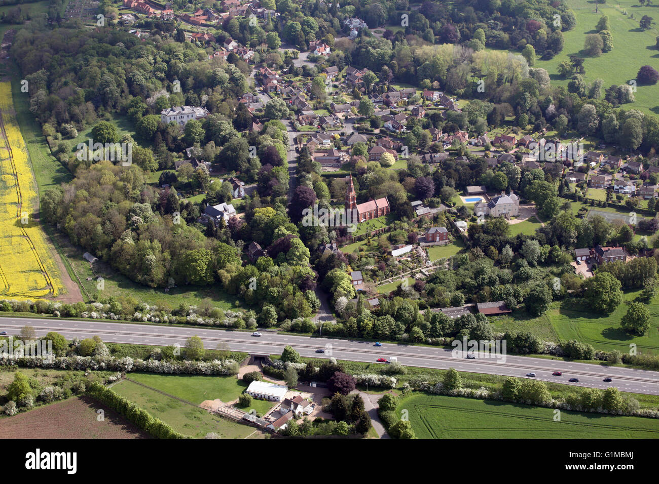 Vista aerea del villaggio Winthorpe vicino a Newark, Nottinghamshire, Regno Unito Foto Stock
