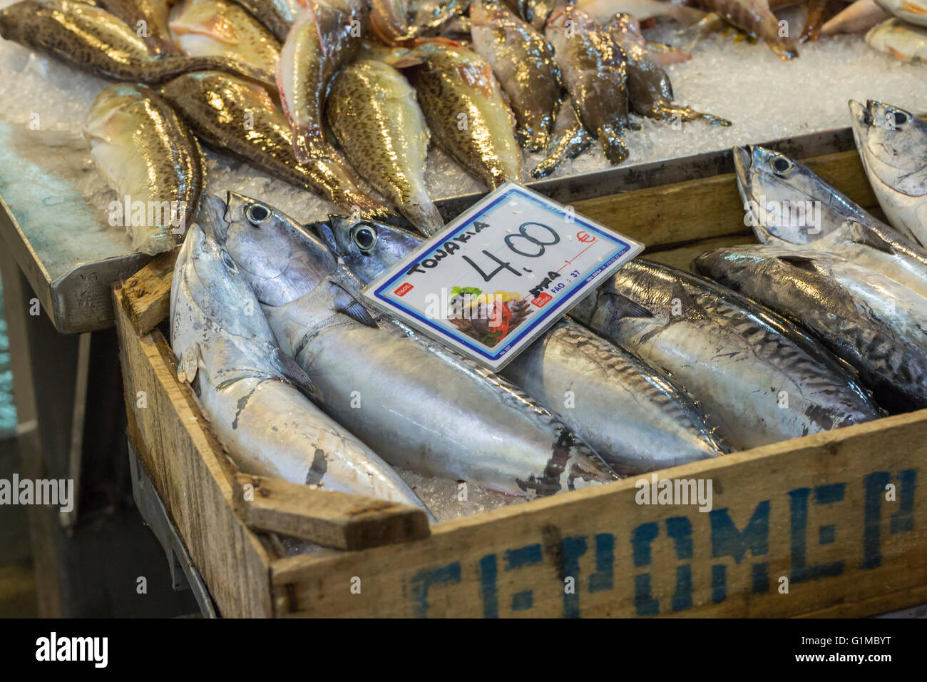 Pesce fresco al mercato del pesce - Grecia Foto Stock
