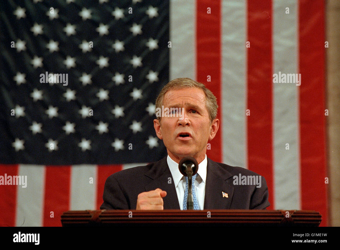 Il Presidente degli Stati Uniti George Bush offre un indirizzo per quanto riguarda il mese di settembre xi gli attacchi terroristici contro gli Stati Uniti a una sessione congiunta del Congresso sulla Capitol Hill Settembre 20, 2001 a Washington, DC. Foto Stock