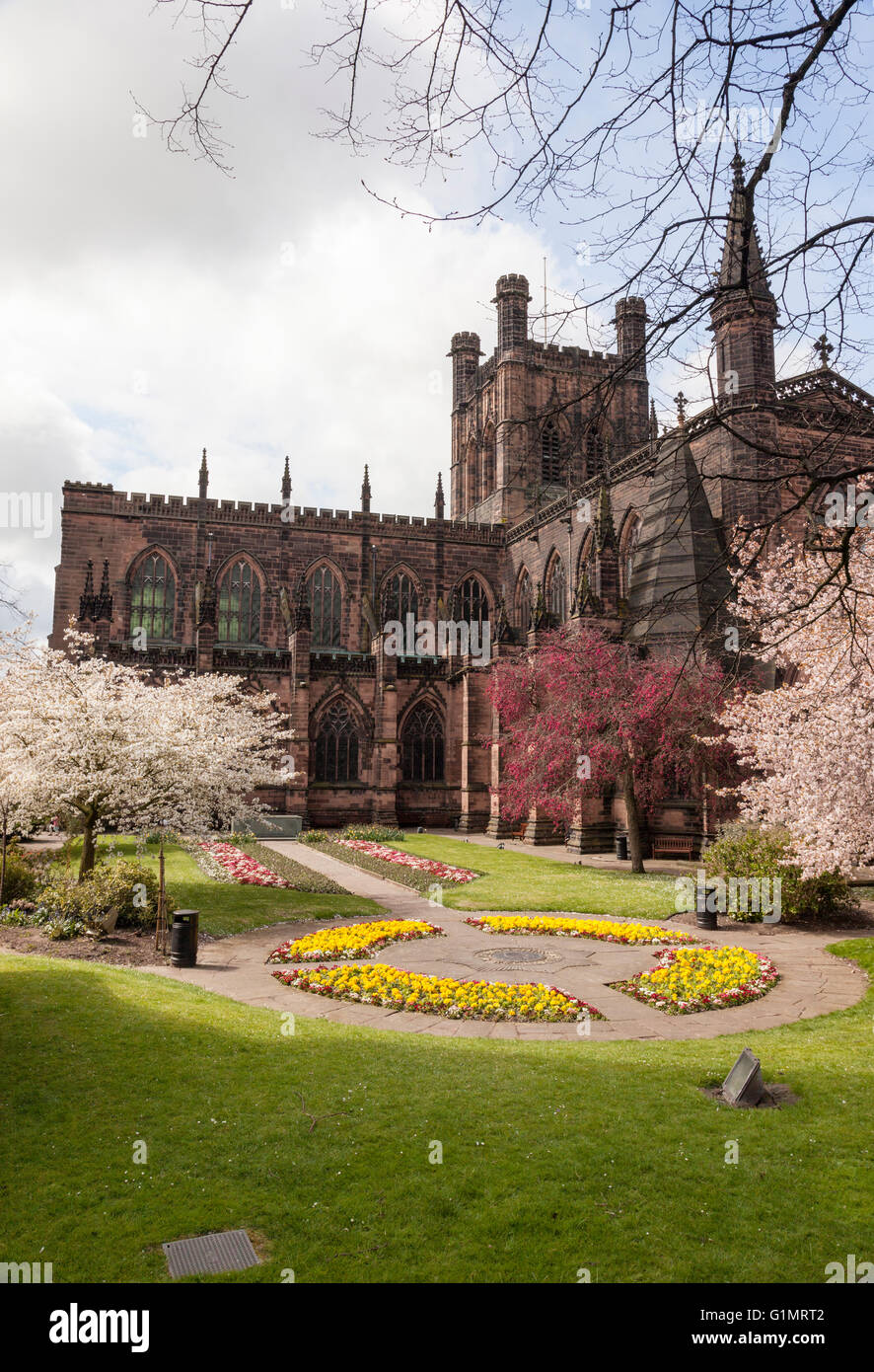 Chester Cathedral and Gardens, Chester, Cheshire, Inghilterra, Regno Unito Foto Stock