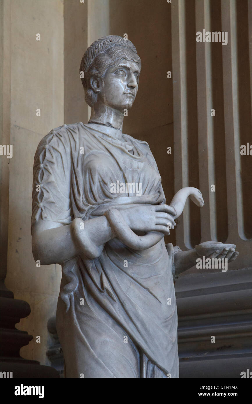 Una statua di Livia Drusilla moglie dell'imperatore romano Augusto a Castle Howard, Yorkshire, Inghilterra Foto Stock