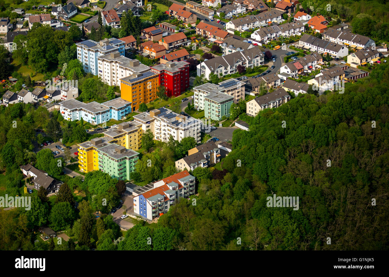 Vista aerea, distretto Gewecke con un alto-aumento station wagon Höxter Street, Hagen, Ruhr, Renania settentrionale-Vestfalia, Germania, Europa, antenna Foto Stock