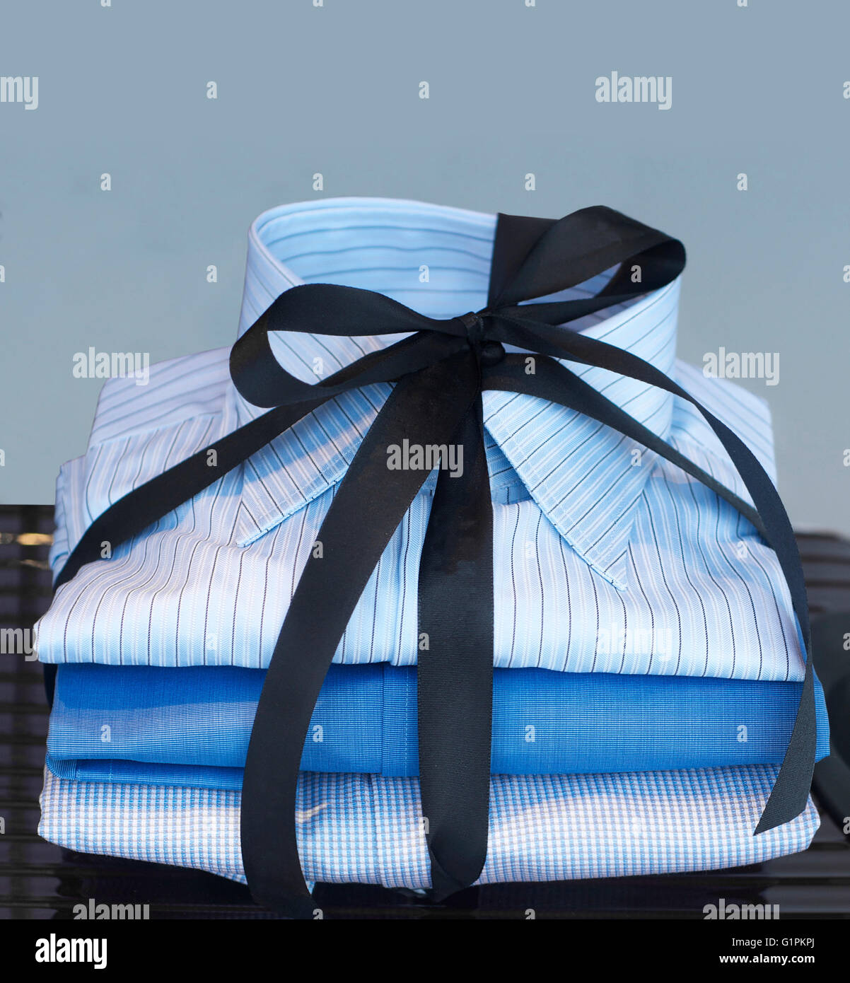 Maglia regalo uomo fiocco cravatta Foto Stock