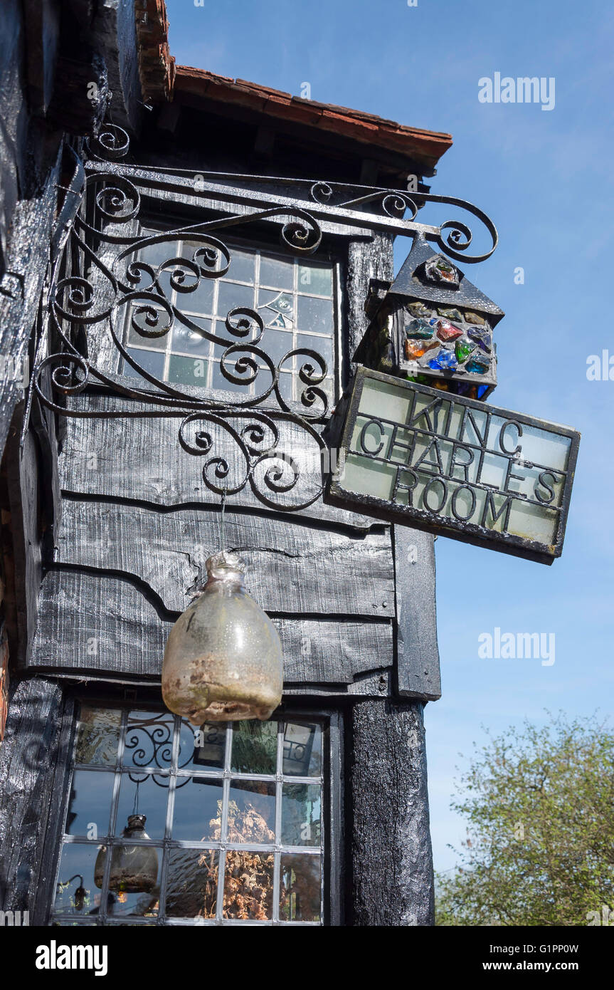 Re Carlo camera al "Royal Standard di Inghilterra' pub, quaranta verde, Beaconsfield, Buckinghamshire, Inghilterra, Regno Unito Foto Stock