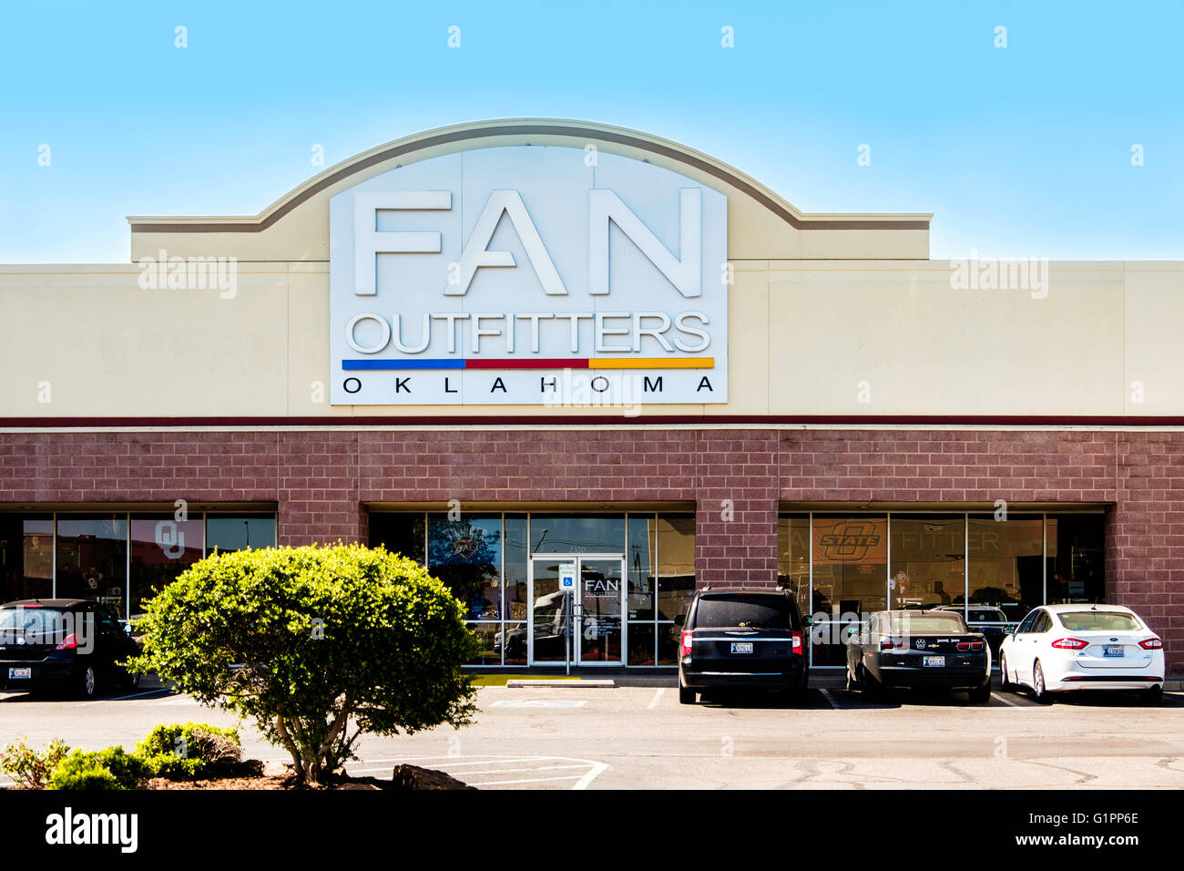 La parte esterna della ventola Outfitters, un negozio di maglie e abbigliamento sportivo per la ventola. Oklahoma City, Oklahoma, Stati Uniti d'America. Foto Stock