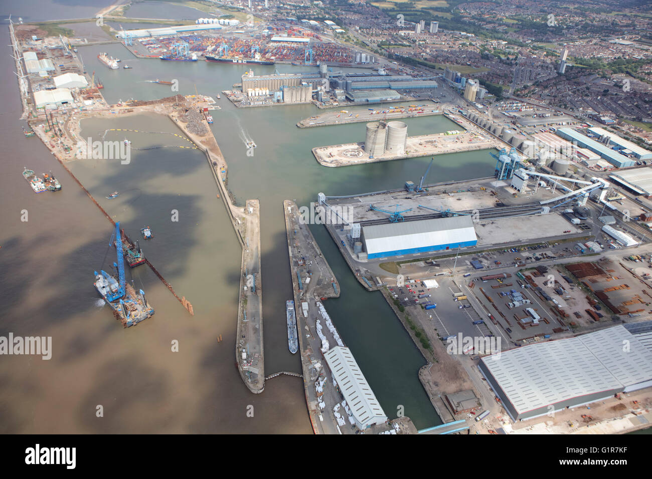 Una veduta aerea del Seaforth Dock, porto di Liverpool Foto Stock