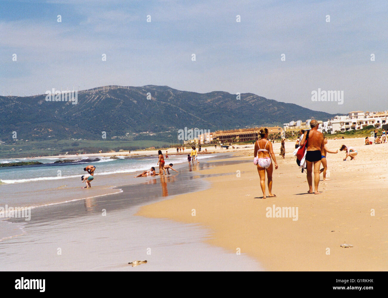 TARIFA Spagna la spiaggia con uno dell'Europa migliori aree di windsurf Foto Stock