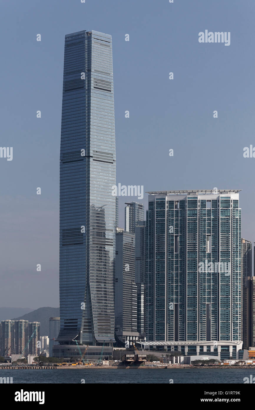 Grattacieli International Commerce Centre, ICC, e Wohnhochhaus l'Harbourside, Union Square, West Kowloon, Hong Kong, Cina Foto Stock