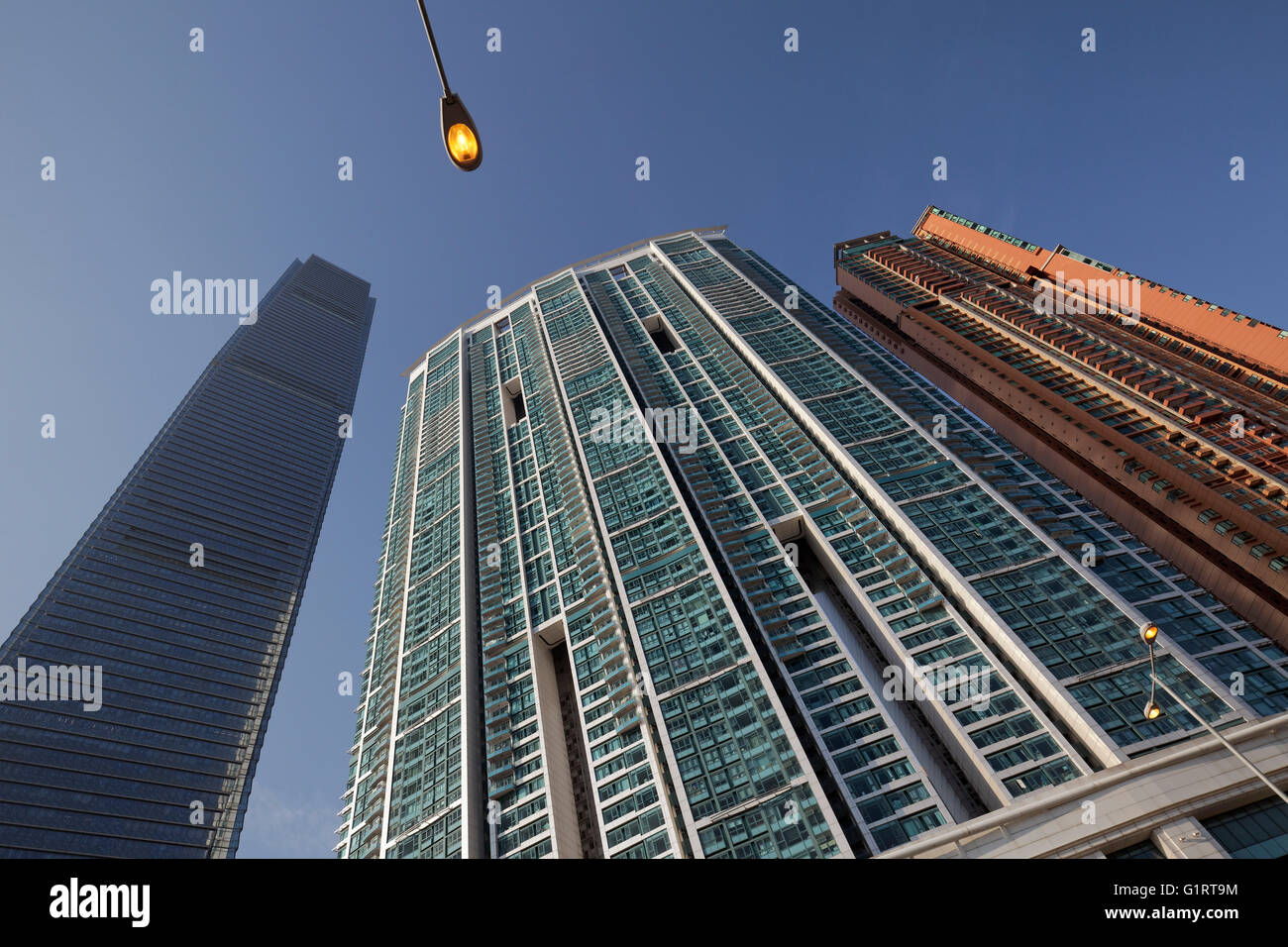 Grattacieli International Commerce Centre, ICC, Wohnhochhaus l'Harbourside, Union Square, West Kowloon, Hong Kong, Cina Foto Stock