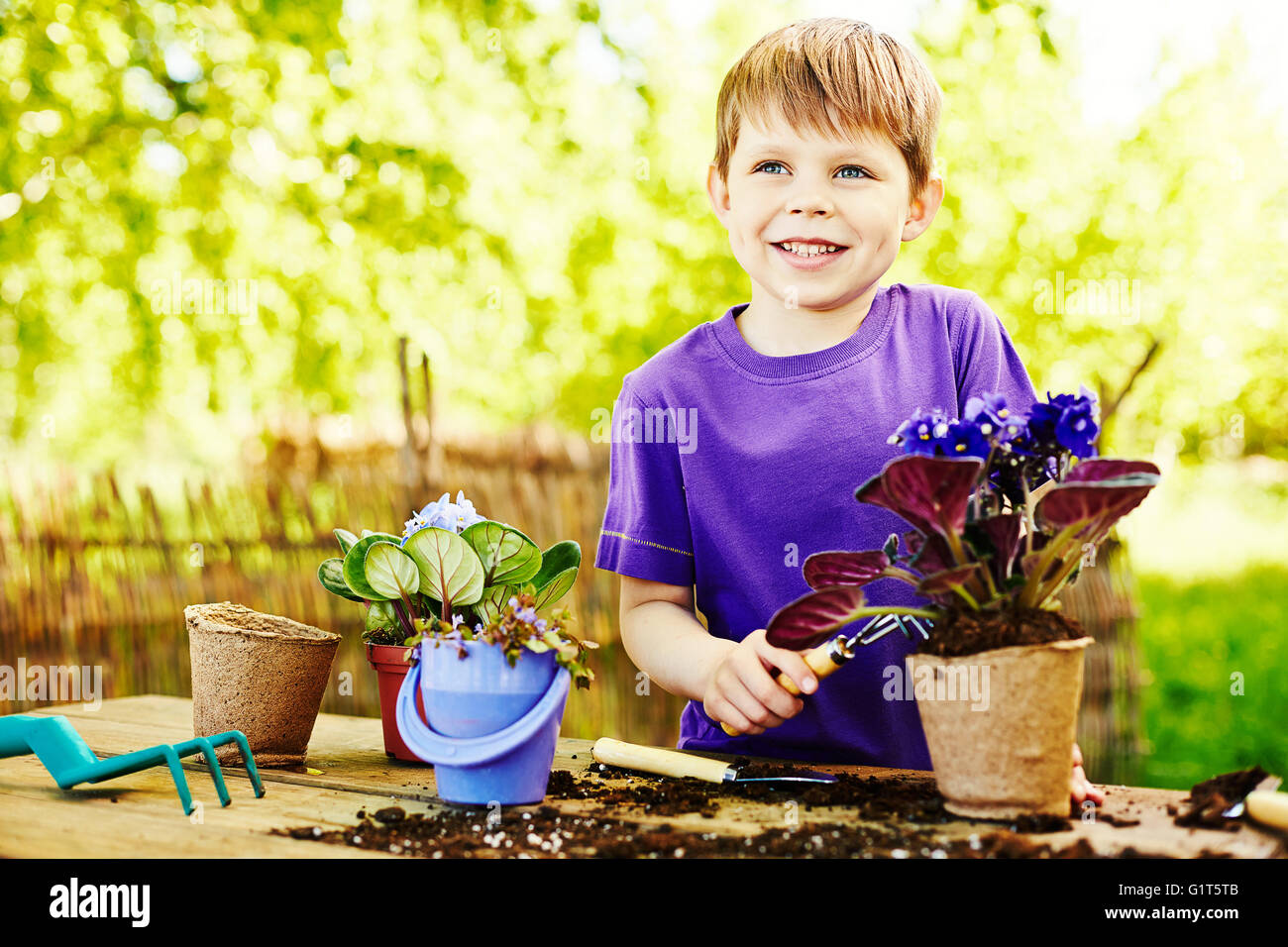 Fiore lezione di giardinaggio Foto Stock