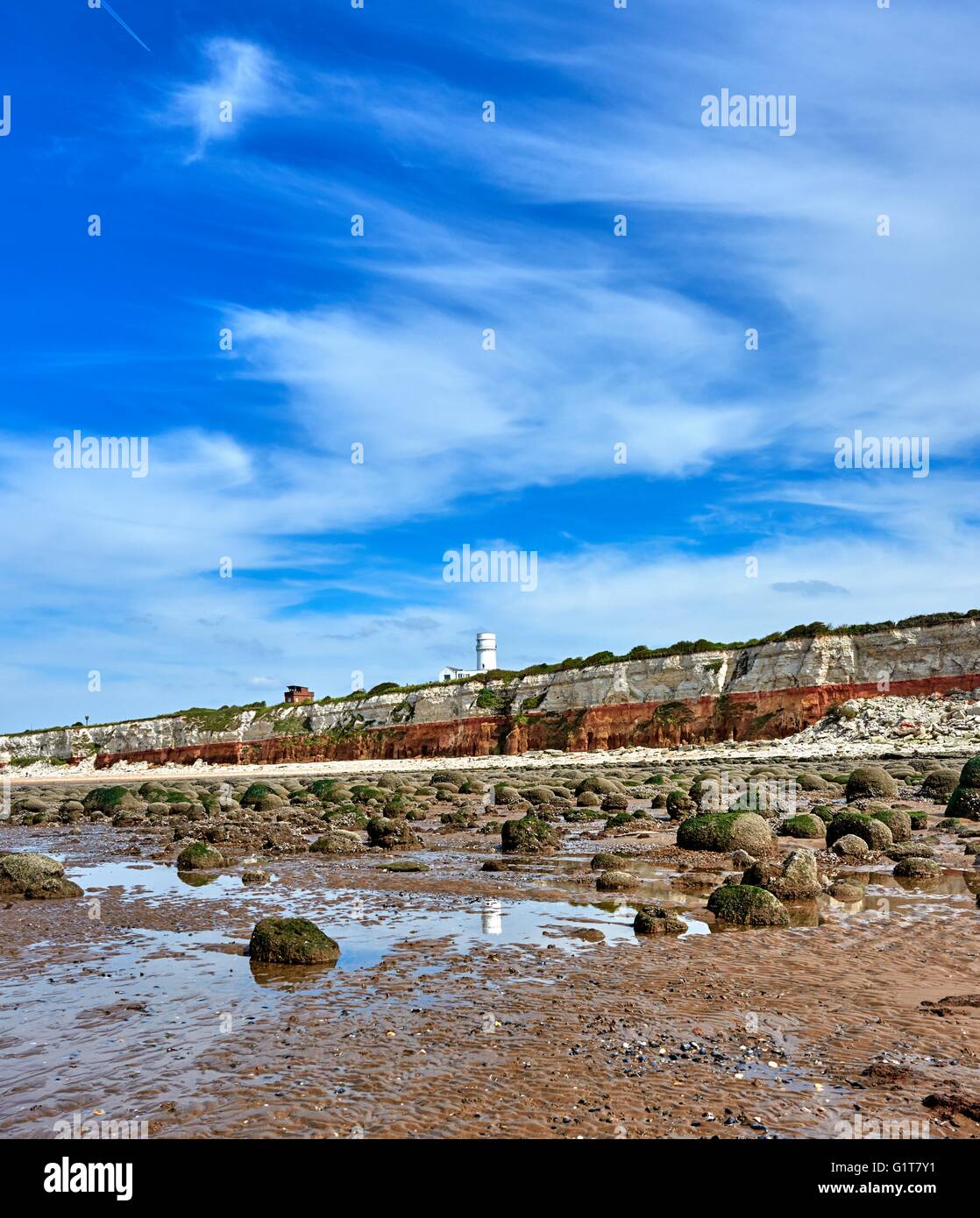 Old Hunstanton beach e scogliere Norfolk England Regno Unito Foto Stock