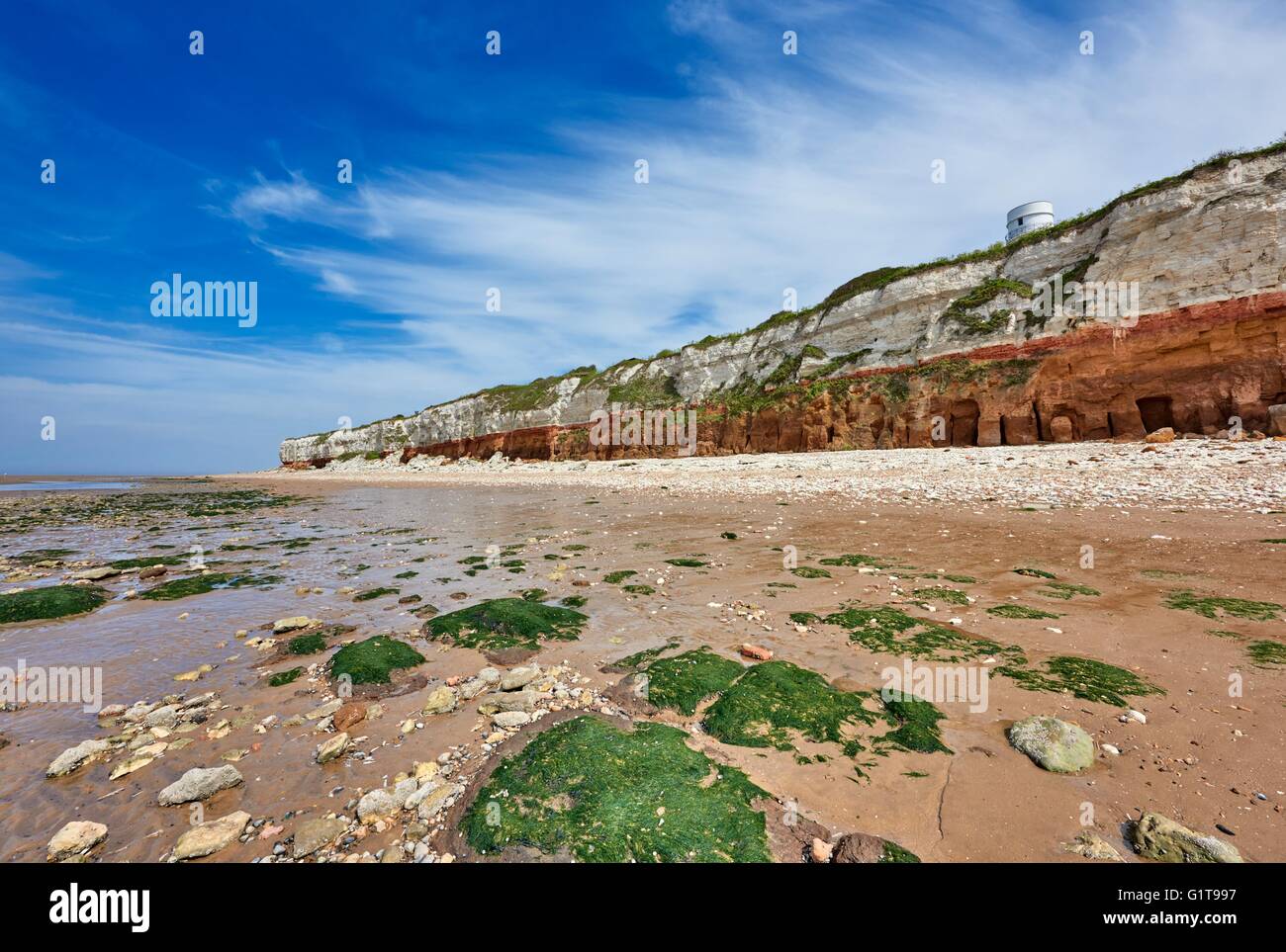 Old Hunstanton beach e scogliere Norfolk England Regno Unito Foto Stock