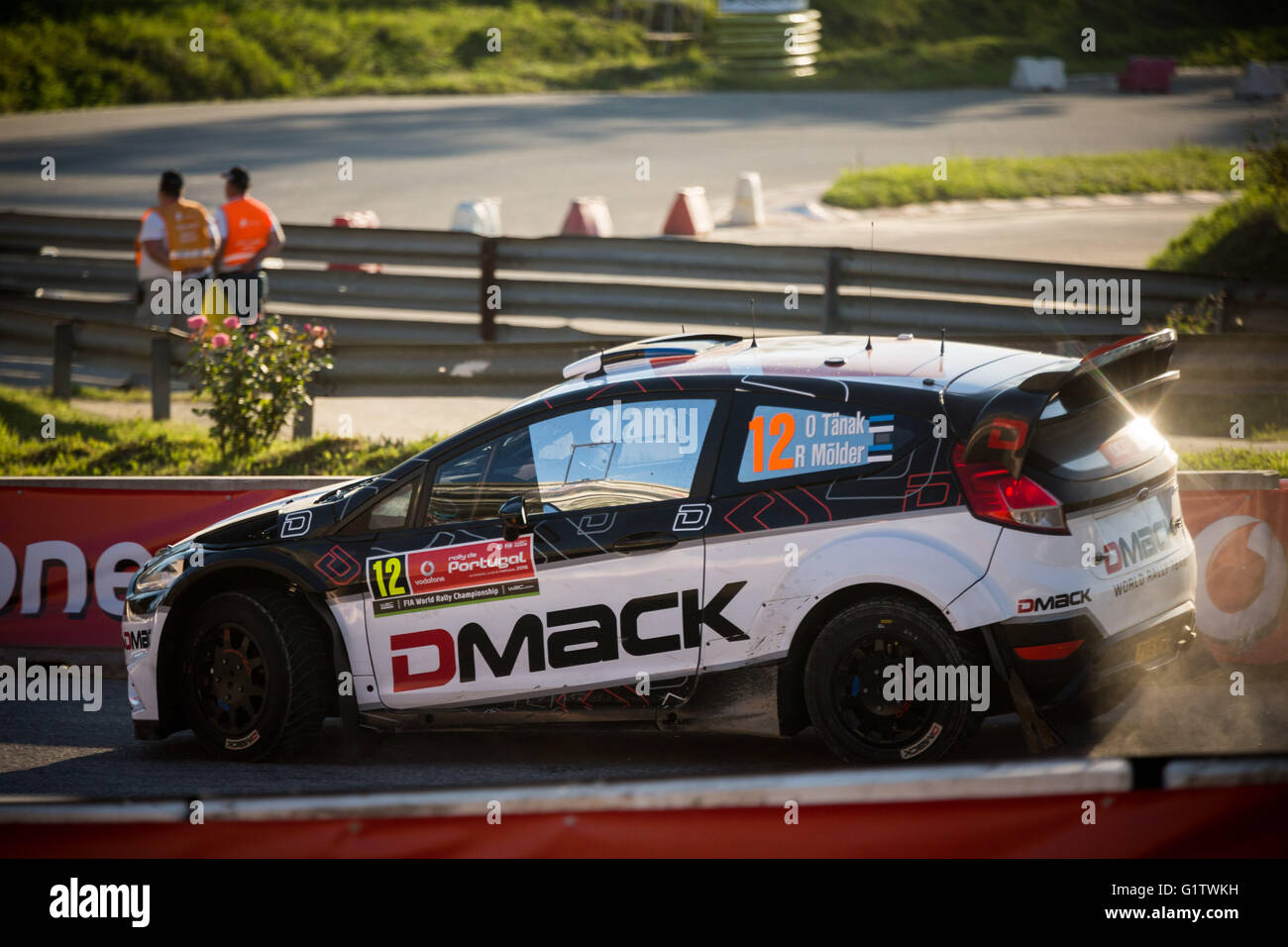 Lousada, Portogallo. 19 maggio, 2016. ott tanak Ford Fiesta rs wrc di dmack world rally team durante la wrc vodafone rally del Portogallo sss1 in lousada, Portogallo. Credito: diogo baptista/alamy live news Foto Stock