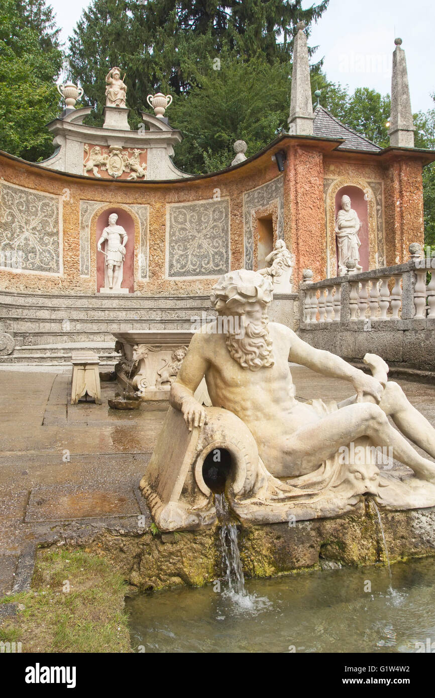 Giochi d'acqua a Castello Hellbrunn. Foto Stock