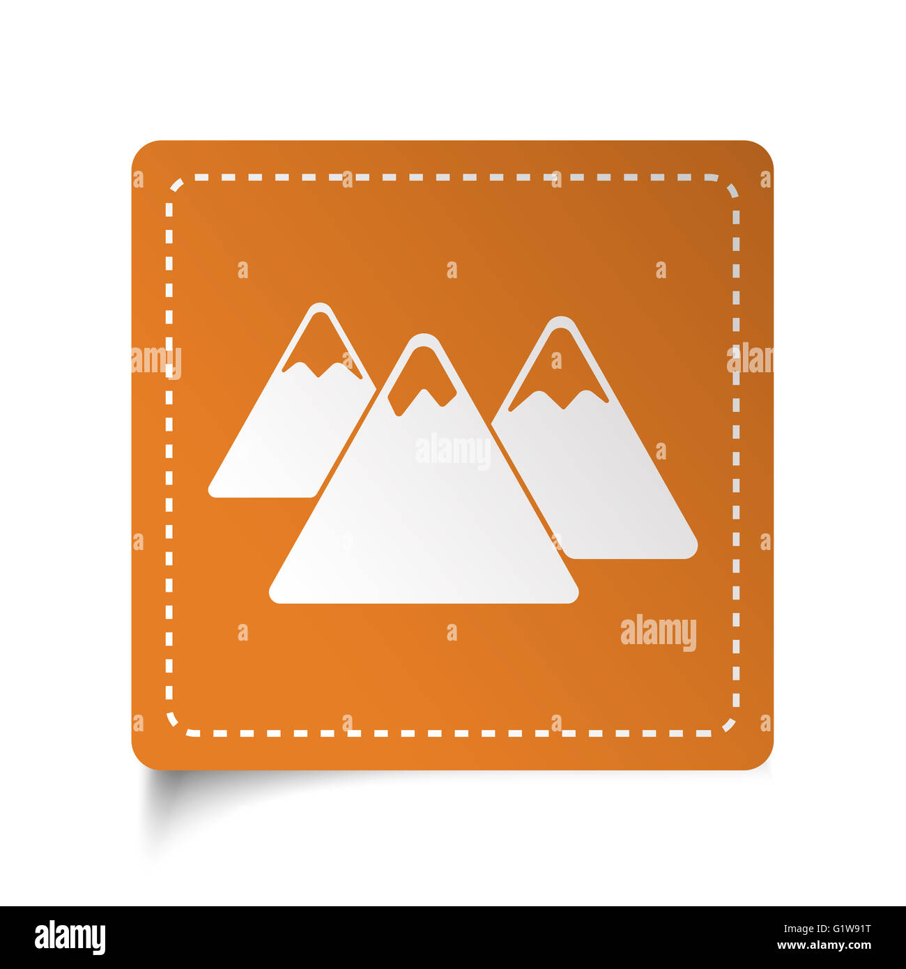 Piatto bianco icona di montagna su adesivo arancione Foto Stock