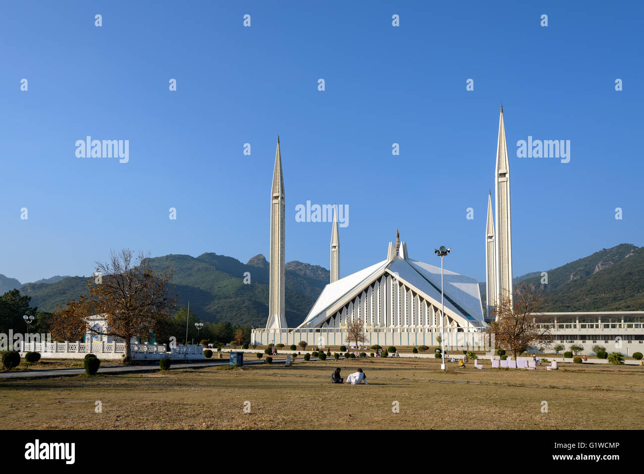 La Moschea Faisal è la più grande moschea del Pakistan, che si trova nella capitale nazionale città di Islamabad. Foto Stock
