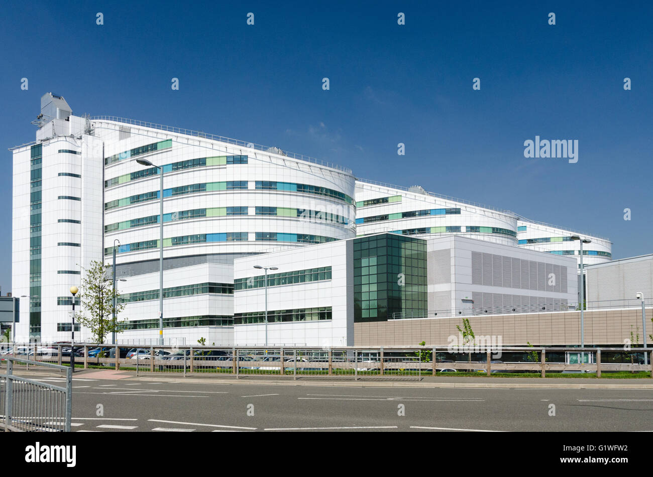 Il moderno Queen Elizabeth Hospital di Birmingham Foto Stock
