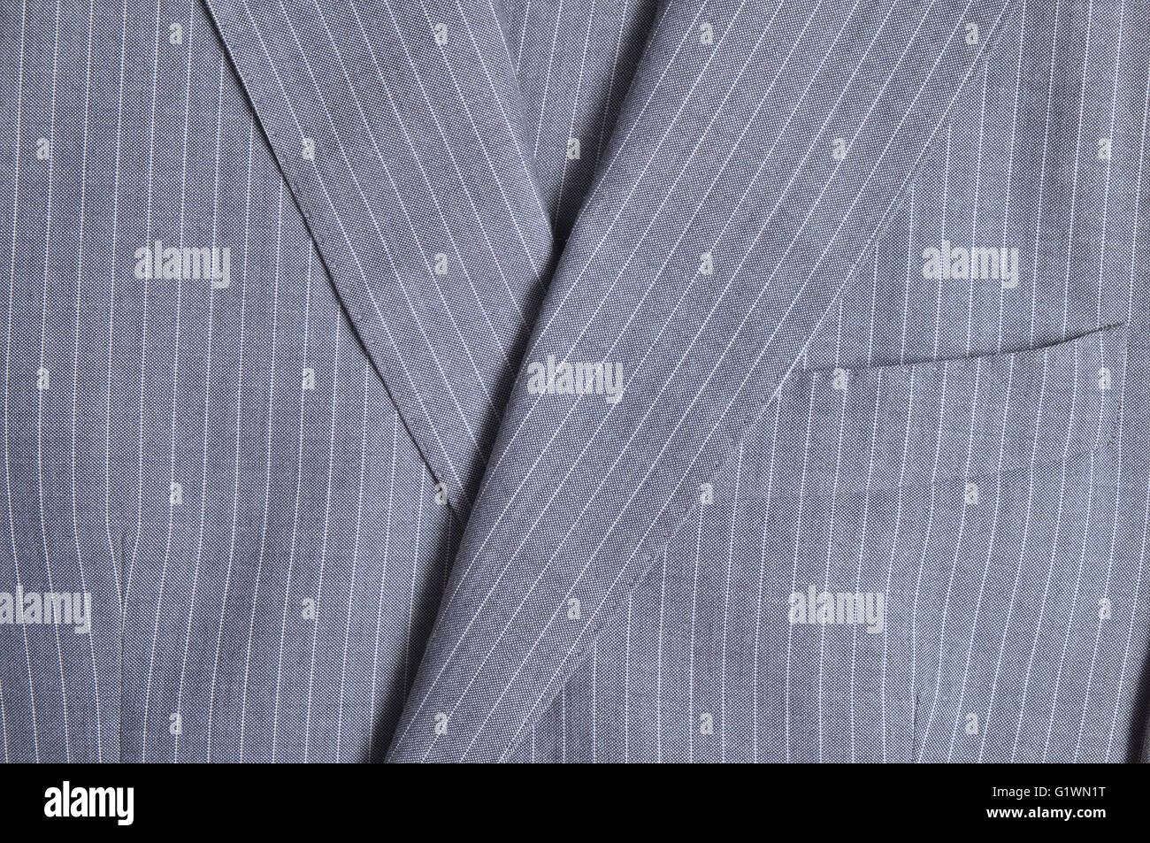 Classico striato grigio business suit. Moda e tendenze classiche Foto Stock