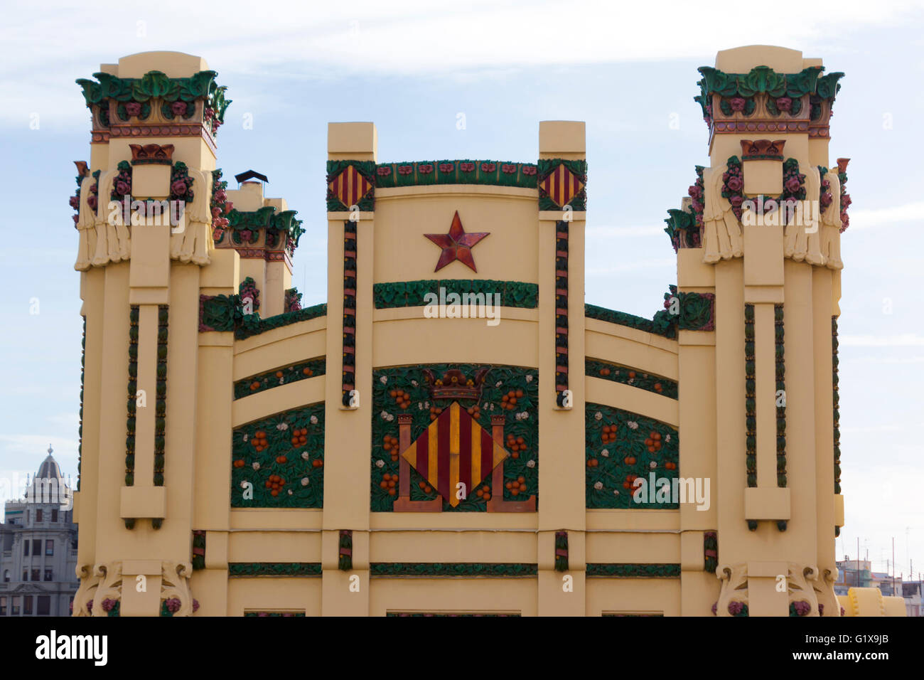 La stazione del Nord di Valencia, Spagna. Dettaglio della facciata. Foto Stock