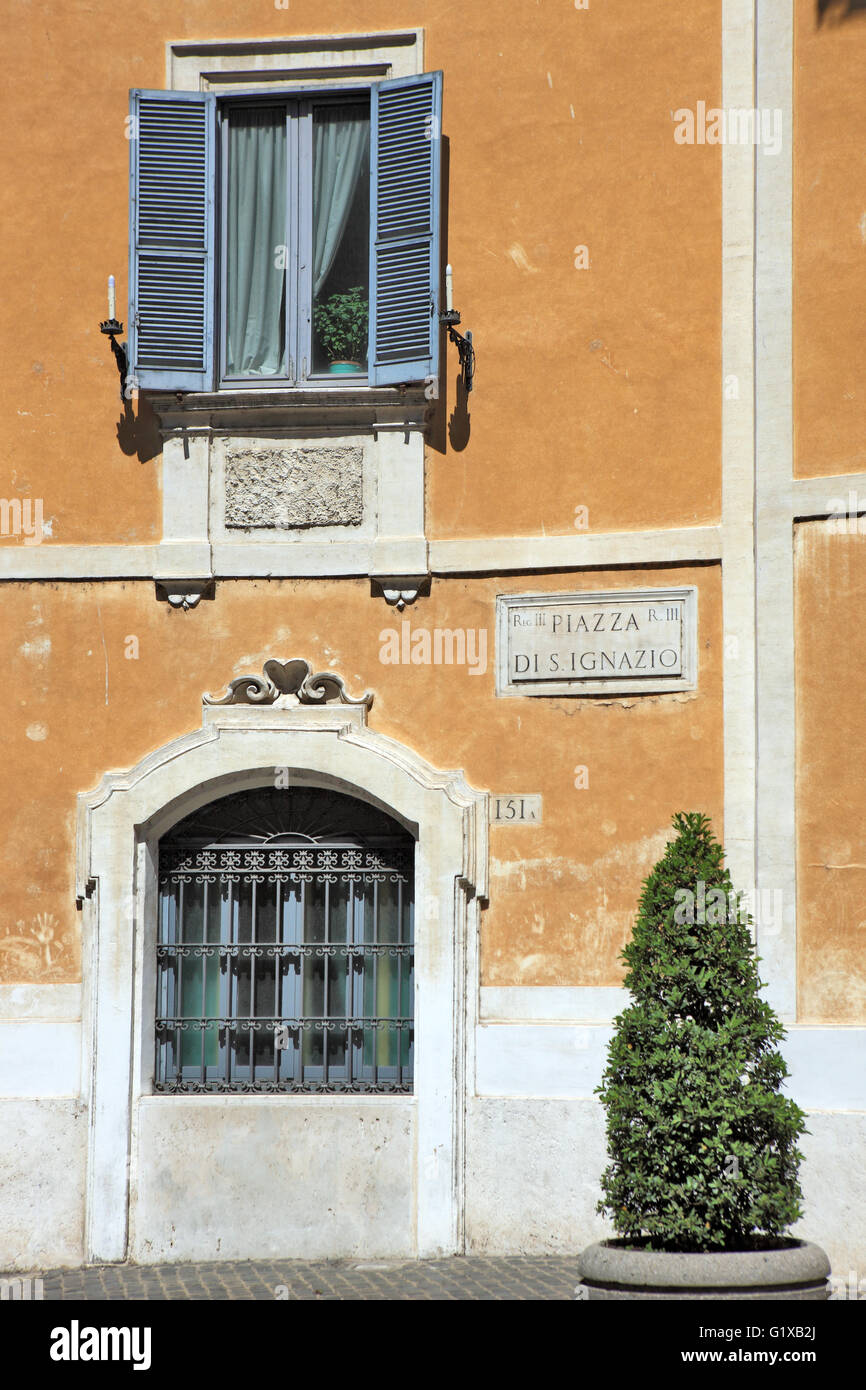 Edificio Rococò sulla Piazza di Sant'Ignazio a Roma, Italia Foto Stock