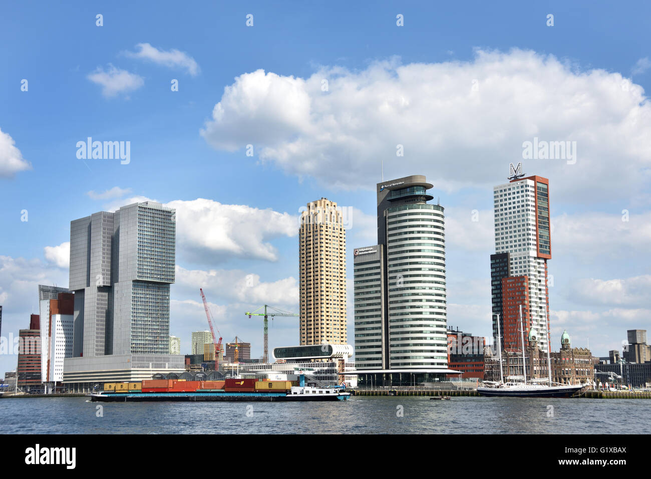 World Port Center ( Kop van Zuid ) Montevideo hotel New York Rotterdam Paesi Bassi olandese ( Nuova Maas Fiume Ponte Erasmus Swan ) Foto Stock