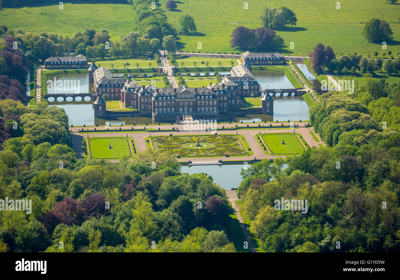 Veduta aerea del castello Nordkirchen, Castello "Vestfaliano Versailles', francese barocco, moated castle, fossato, il parco del castello barocco, Foto Stock