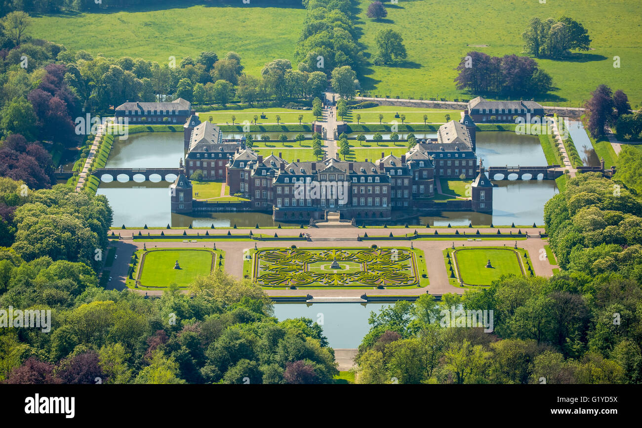 Veduta aerea del castello Nordkirchen, Castello "Vestfaliano Versailles', francese barocco, moated castle, fossato, il parco del castello barocco, Foto Stock