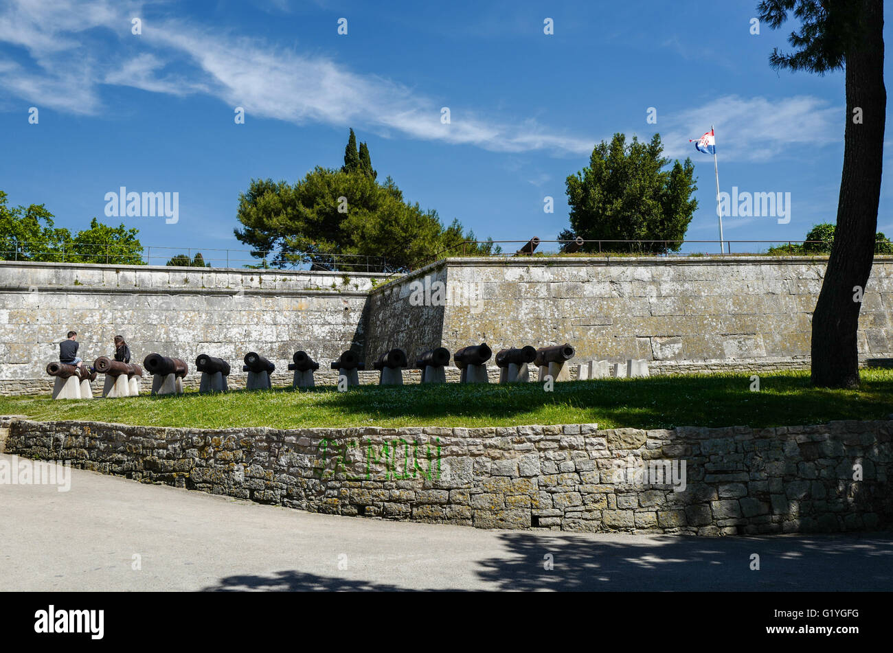 La parete esterna della fortezza di Pola, Istria, Croazia Foto Stock