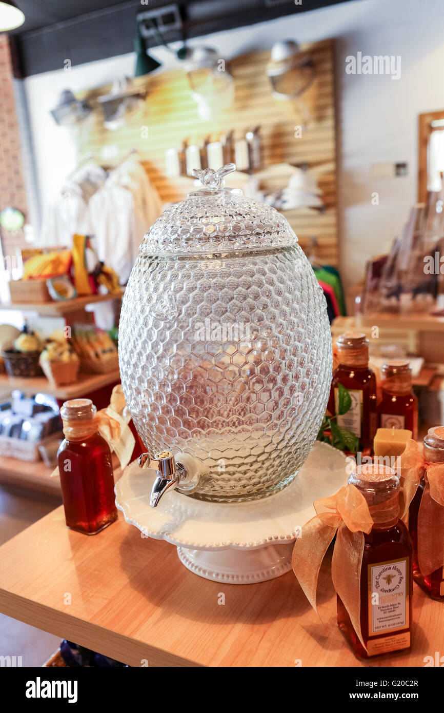 L'apicoltura fornisce al Carolina Honey Bee company store di Travelers Rest nei pressi di Greenville nella Carolina del Sud. Foto Stock