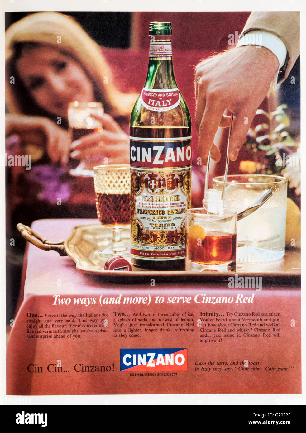 Anni sessanta annuncio rivista pubblicità Cinzano. Foto Stock